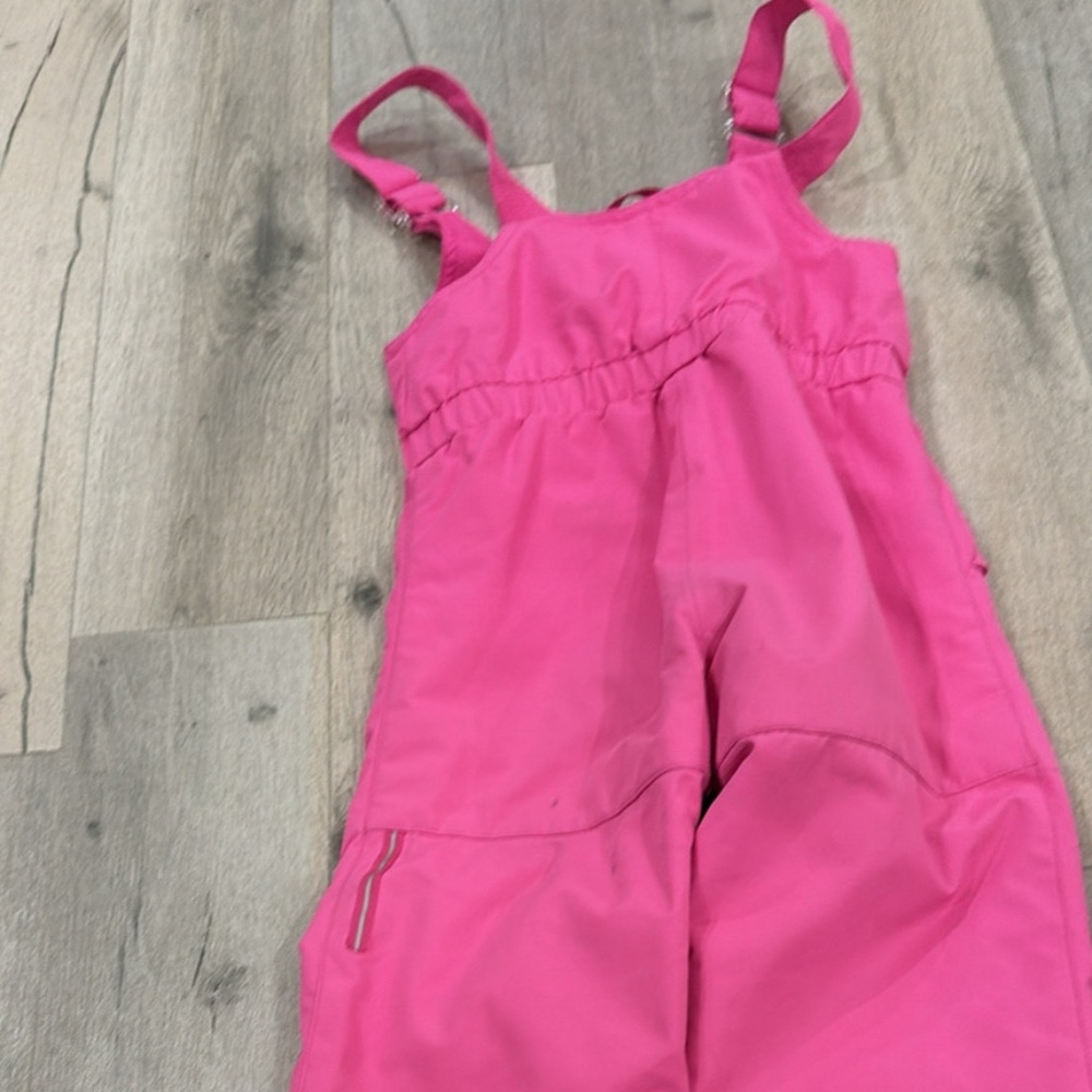 Girls snow pants size 6